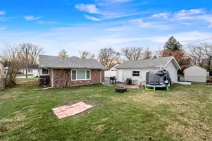 74 Marquette St, Park Forest, IL 60466 - Photo 17