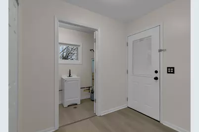 1190 Ash Road, Hoffman Estates, IL 60169 - Photo 21