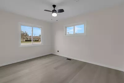 1190 Ash Road, Hoffman Estates, IL 60169 - Photo 13