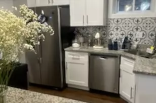 7225 S St Lawrence Ave, Chicago, IL 60619 - Photo 3