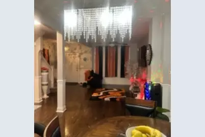 7225 S Saint Lawrence Avenue, Chicago, IL 60619 - Photo 5