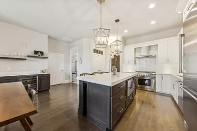 105 S Cottage Hill Avenue #304, Elmhurst, IL 60126 - Photo 3