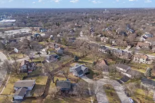 1125 Huntleigh Dr, Naperville, IL 60540 - Photo 33