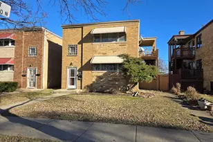 7631 N Knox Ave, Skokie, IL 60076 - Photo 1