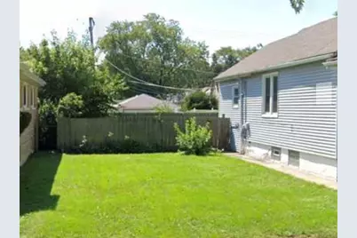 1113 W 123rd Street, Calumet Park, IL 60827 - Photo 1