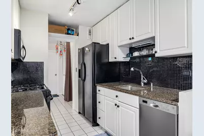 3430 N Lake Shore Drive #15M, Chicago, IL 60657 - Photo 13