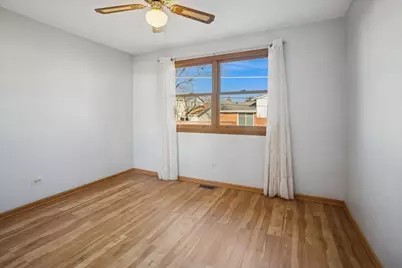 1820 W Thornwood Lane, Mount Prospect, IL 60056 - Photo 11