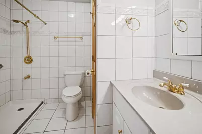 1820 W Thornwood Lane, Mount Prospect, IL 60056 - Photo 13