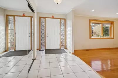 1820 W Thornwood Lane, Mount Prospect, IL 60056 - Photo 15