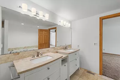 2404 N Nottingham Court, Champaign, IL 61821 - Photo 47