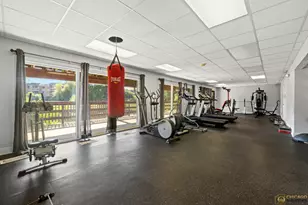 1275 E Baldwin Ln, Palatine, IL 60074 - Photo 35