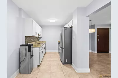 1275 E Baldwin Lane #601, Palatine, IL 60074 - Photo 15