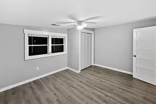 200 E Grove St, Utica, IL 61373 - Photo 7