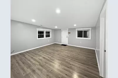 200 E Grove Street, Utica, IL 61373 - Photo 3