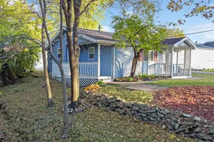 200 E Grove St, Utica, IL 61373 - Photo 31