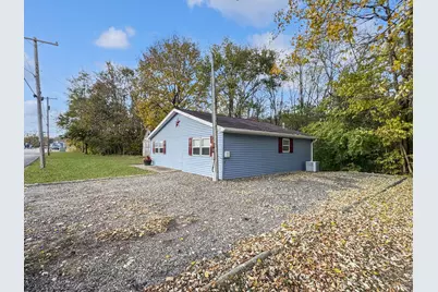 200 E Grove Street, Utica, IL 61373 - Photo 27