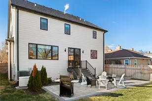 835 S Ashland Ave, La Grange, IL 60525 - Photo 31