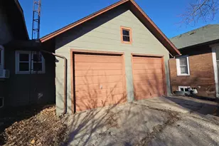 595 W Bridge St, Kankakee, IL 60901 - Photo 3