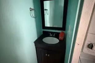 523 Meadow Green Ln, Round Lake Beach, IL 60073 - Photo 9