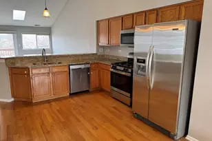 8393 Mystic, Darien, IL 60561 - Photo 9