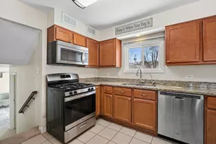 1234 Fulton Ave, Winthrop Harbor, IL 60096 - Photo 5