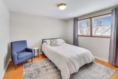 913 N Arrowhead Drive, Palatine, IL 60074 - Photo 17