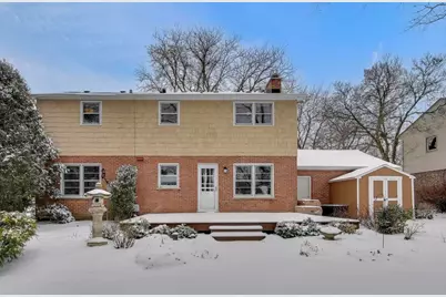 913 N Arrowhead Drive, Palatine, IL 60074 - Photo 27
