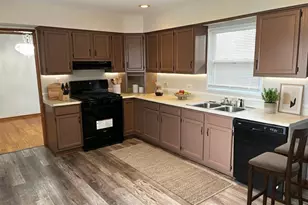 17410 Emerson Ave, Hazel Crest, IL 60429 - Photo 5