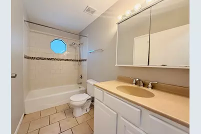 20137 Sequoia Avenue, Lynwood, IL 60411 - Photo 9