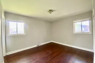 15234 Meadow Ln, Dolton, IL 60419 - Photo 5