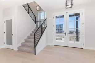 5215 Castlebar Dr, Bloomington, IL 61705 - Photo 13