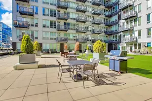 565 W Quincy St, Chicago, IL 60661 - Photo 21