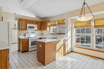 4 Pennsbury Court, Bolingbrook, IL 60440 - Photo 9