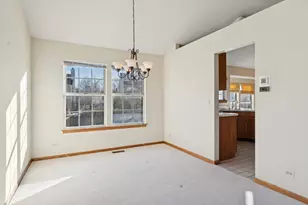 4 Pennsbury Ct, Bolingbrook, IL 60440 - Photo 7