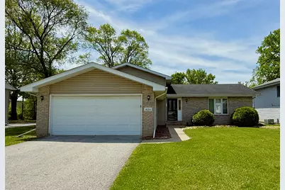 424 E Clark Street, Glenwood, IL 60425 - Photo 1