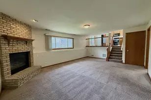 424 E Clark St, Glenwood, IL 60425 - Photo 11