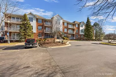 543 N Hough Street #102, Barrington, IL 60010 - Photo 1