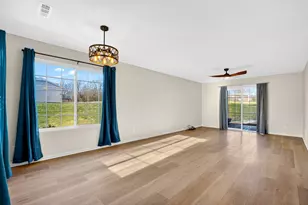 7636 Creek Bend, Rockford, IL 61114 - Photo 5