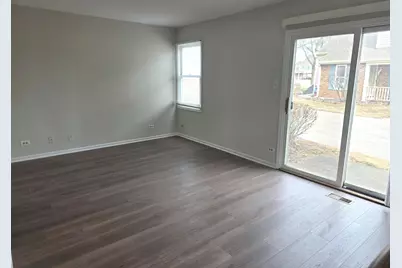 2549 College Hill Circle, Schaumburg, IL 60173 - Photo 5