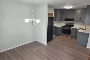 2549 College Hill Cir, Schaumburg, IL 60173 - Photo 3