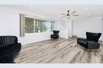 14116 S Hoxie Avenue, Burnham, IL 60633 - Photo 5