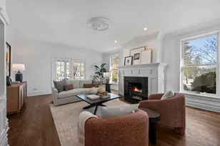 399 E Deerpath Rd, Lake Forest, IL 60045 - Photo 11