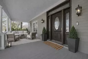 399 E Deerpath Rd, Lake Forest, IL 60045 - Photo 3