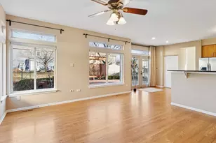 206 Sparrow Ln, Bolingbrook, IL 60490 - Photo 9