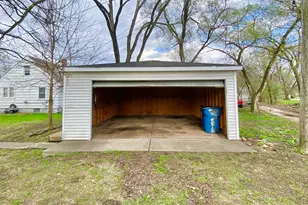 306 Calumet Blvd, Harvey, IL 60426 - Photo 23