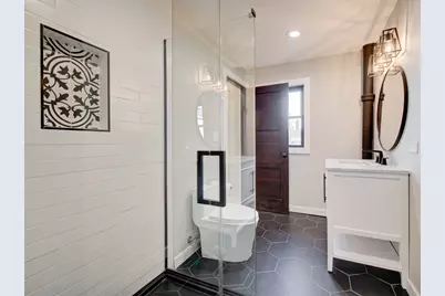 221 W Main Street, Saint Charles, IL 60174 - Photo 11