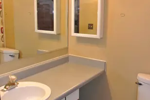 2458 Charleston Dr, Schaumburg, IL 60193 - Photo 9