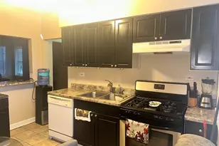 3752 W Giddings St, Chicago, IL 60625 - Photo 9