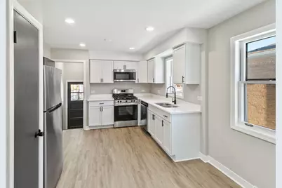 752 E 164th Street, South Holland, IL 60473 - Photo 7