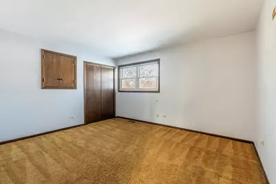 921 Lancaster Avenue, Downers Grove, IL 60516 - Photo 15